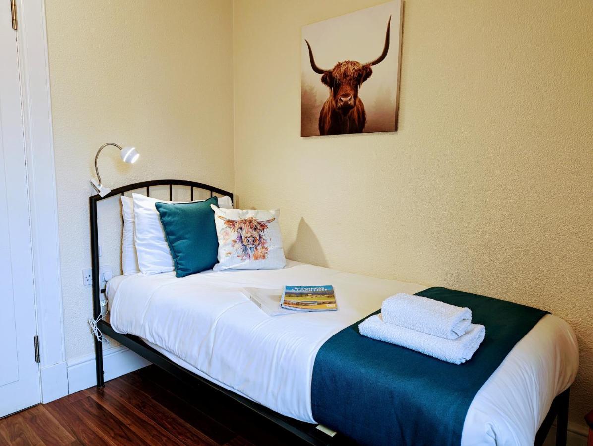 The Coo'S Guest House Инвернес Екстериор снимка