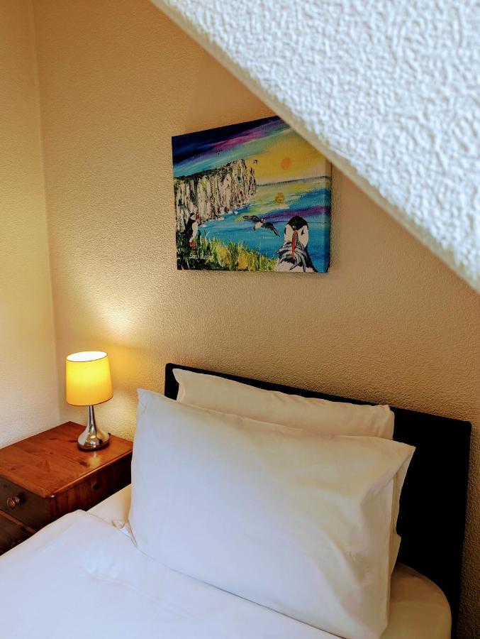 The Coo'S Guest House Инвернес Екстериор снимка