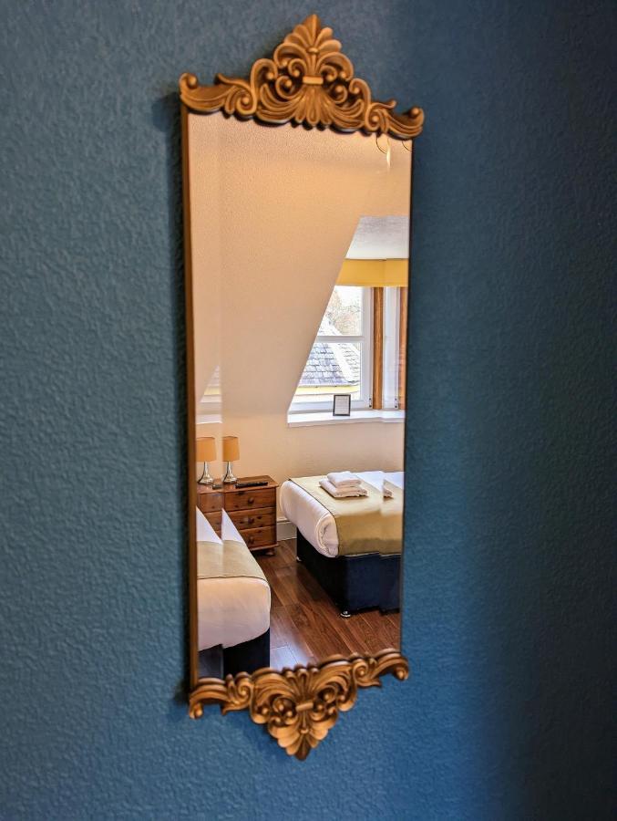 The Coo'S Guest House Инвернес Екстериор снимка