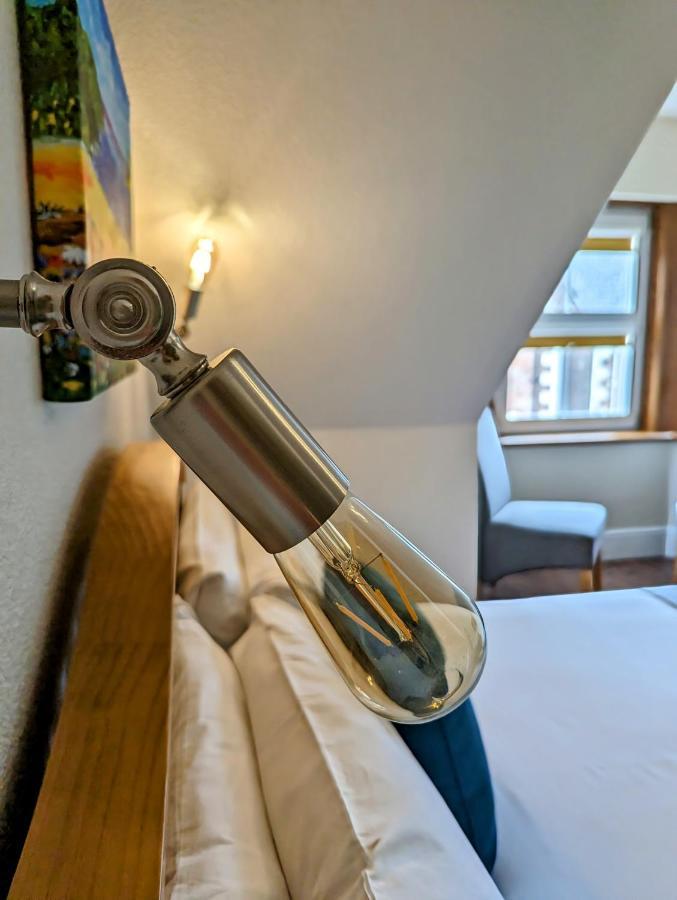 The Coo'S Guest House Инвернес Екстериор снимка